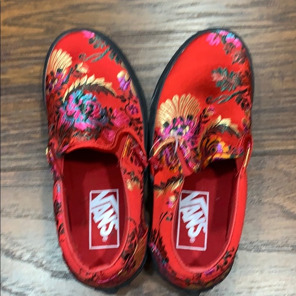 Vans Classic Slip-On Festival Satin Red/Black - Picture 3 of 16